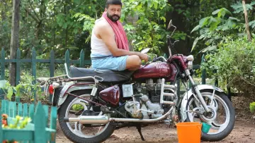 ആകാശമിഠായി постер