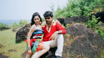 Задник к фильму "ஒரு நொடியில்" #1158870