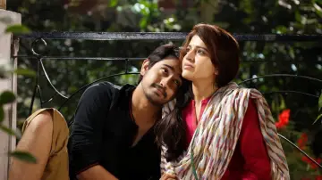 Задник к фильму "రంగులరాట్నం" #968474