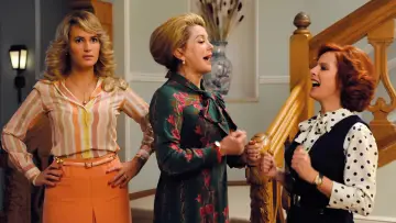 Задник к фильму "Отчаянная домохозяйка" #303885