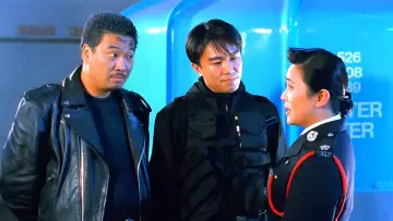 Задник к фильму "逃學威龍２" #387481