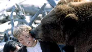 Задник к фильму "Grizzly Falls" #498710
