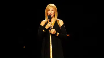 Задник к фильму "Streisand: Live in Concert 2006" #714924