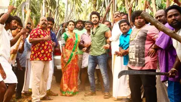Задник к фильму "ஜகஜால கில்லாடி" #1158146