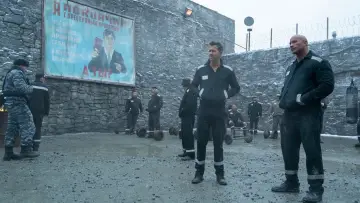 Задник к фильму "Красное уведомление" #918325