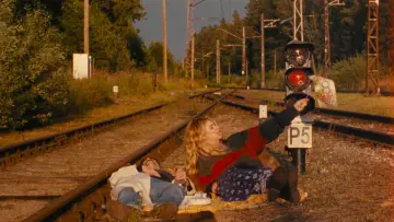 Задник к фильму "Хронология воды" #528305