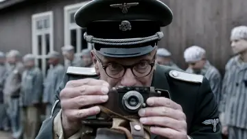 Задник к фильму "Фотограф из Маутхаузена" #247802