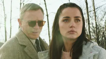 Задник к фильму "Достать ножи" #561221