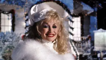 Задник к фильму "Dolly Parton... Christmas at Home" #1831402