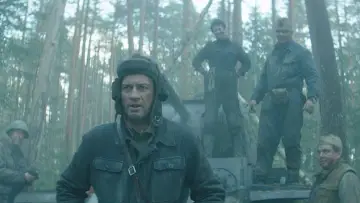 Задник к фильму "Несокрушимый" #448249
