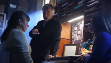 Задник к фильму "Тайна Анри Пика" #1810143