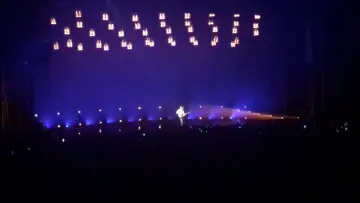Задник к фильму "Vianney en concert à l’AccorHotels Arena" #1157126