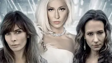 Задник к фильму "Женщины мафии 2" #441299