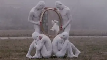 Задник к фильму "Butoh: Body on the Edge of Crisis" #1803768