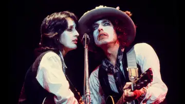 Задник к фильму "Rolling Thunder Revue: История Боба Дилана глазами Мартина Скорсезе" #1098651