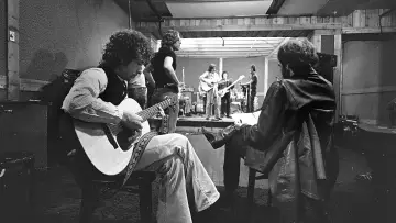 Задник к фильму "Rolling Thunder Revue: История Боба Дилана глазами Мартина Скорсезе" #458007