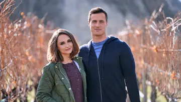 Задник к фильму "Valentine in the Vineyard" #425621
