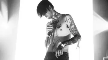 Задник к фильму "Lil Peep: всё для всех" #933889