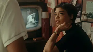 Задник к фильму "Любовь Сильви" #1834450