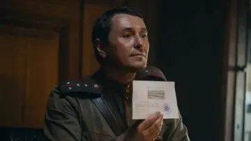Задник к фильму "Август" #869391