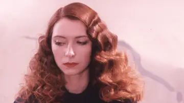 Задник к фильму "Caprice" #1574014