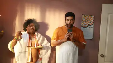 Задник к фильму "கோமாளி" #805636