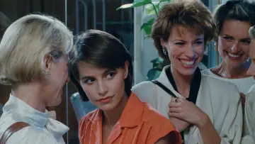 Задник к фильму "Golden Eighties" #1860158