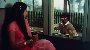 Задник к фильму "மூன்றாம் பிறை" #1158576
