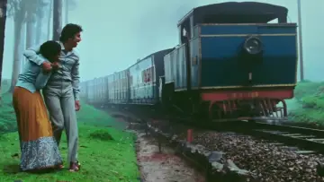 Задник к фильму "மூன்றாம் பிறை" #1880969