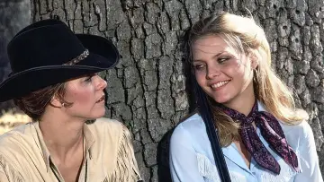 Задник к фильму "Callie & Son" #1100341