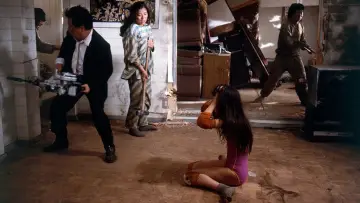 Задник к фильму "逆噴射家族" #1588288