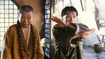 Задник к фильму "殭屍叔叔" #419522