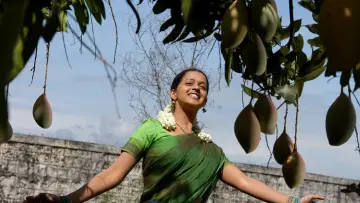 Задник к фильму "வாழ்த்துக்கள்" #1158990