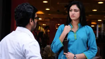 Задник к фильму "முரண்" #1163840