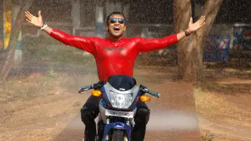 Задник к фильму "சில்லுனு ஒரு காதல்" #1146396
