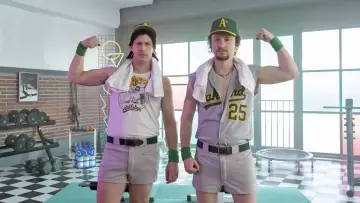 Задник к фильму "The Lonely Island представляет: неофициальная история братьев-бейсболистов" #428330