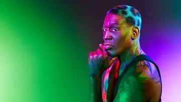 Задник к фильму "Rodman: For Better or Worse" #396132