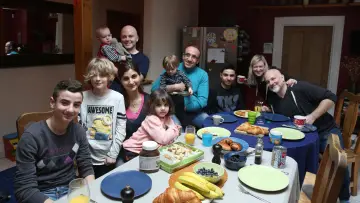 Задник к фильму "D