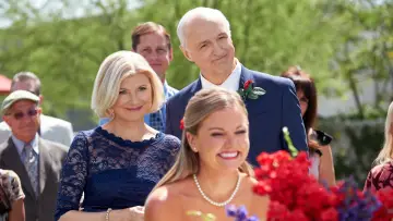 Задник к фильму "Sister of the Bride" #1577957