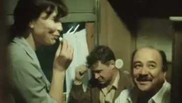 Задник к фильму "Дополнительный прибывает на второй путь" #1157687