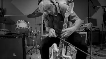 Задник к фильму "Hello Hello Hello: Lee Ranaldo, Electric Trim" #1145137