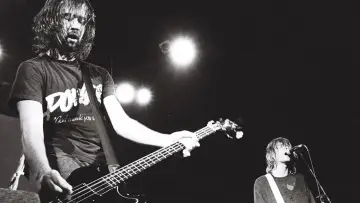 Задник к фильму "Nirvana: Live at the Paramount" #1059586