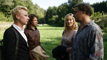 Задник к фильму "Der Mann, der über Autos sprang" #1149946
