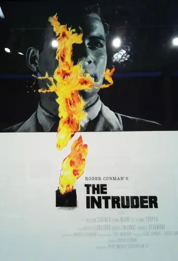 Постер к фильму "The Intruder" #1103904