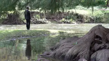 Задник к фильму "El hombre de la oficina" #1180847