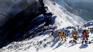 Задник к фильму "Lost on Everest" #394101