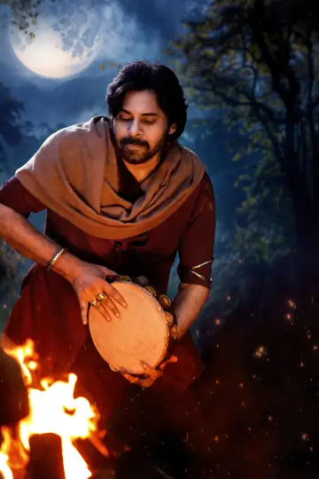 Постер к фильму "హరి హర వీర మల్లు: భాగం 1 – Sword vs Spirit" #812681