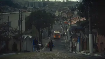 Задник к фильму "Cidade; Campo" #368620