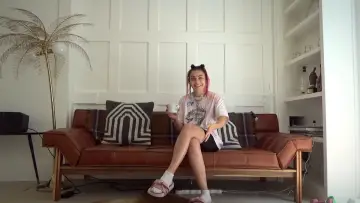 Задник к фильму "Charli XCX: Alone Together" #1173225