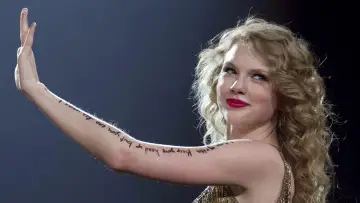 Задник к фильму "Taylor Swift: Speak Now World Tour Live" #415328